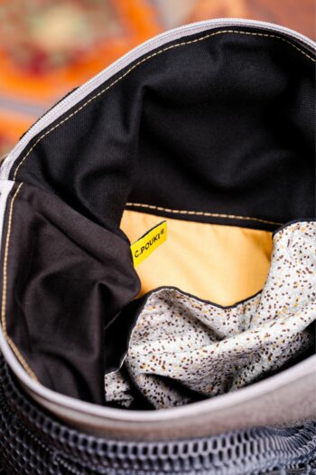 Intérieur mosuo gris et ocre