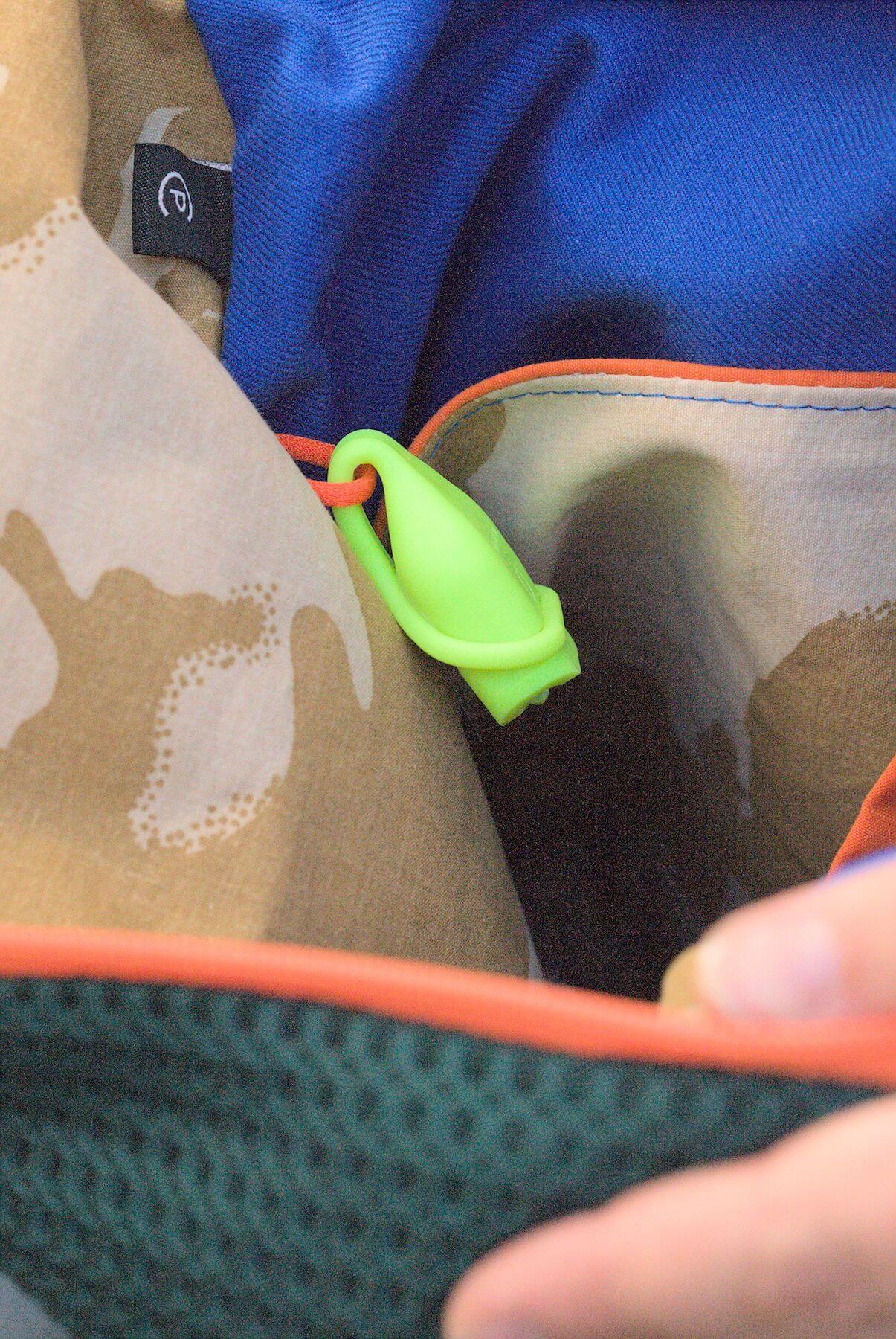 Mosuo réfléchissant vert sapin